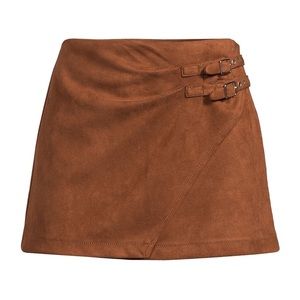 NWT! No Boundaries Mid Rise Brown Suede Skirt